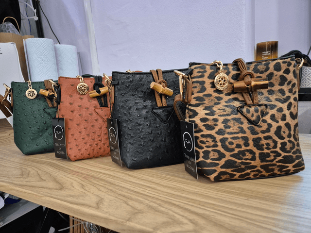 Bamboo Close Bucket Bag